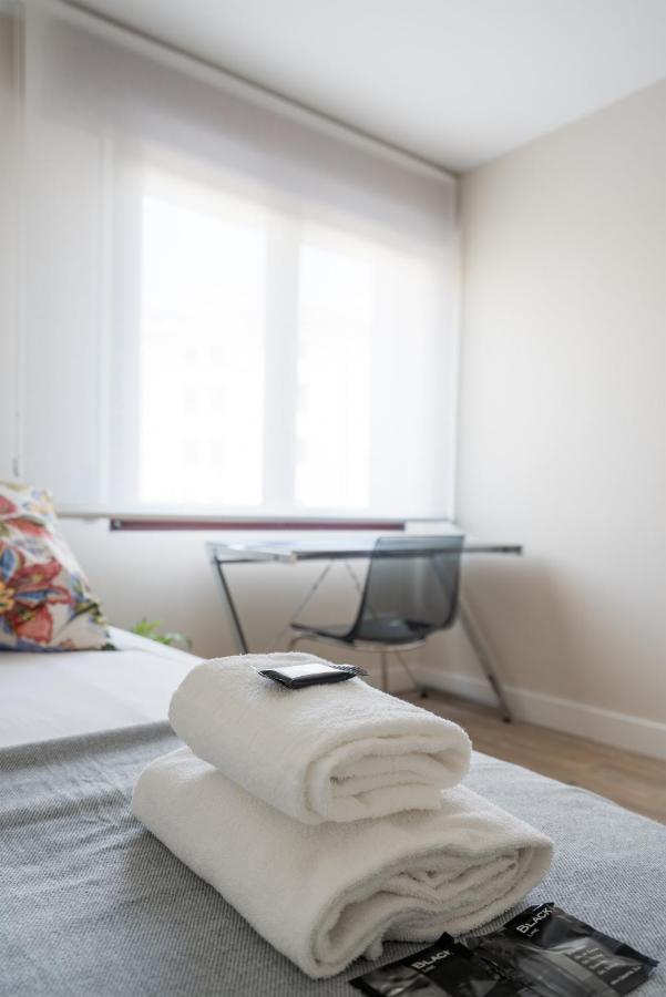 Beltran Apartment By People Rentals Билбао Екстериор снимка